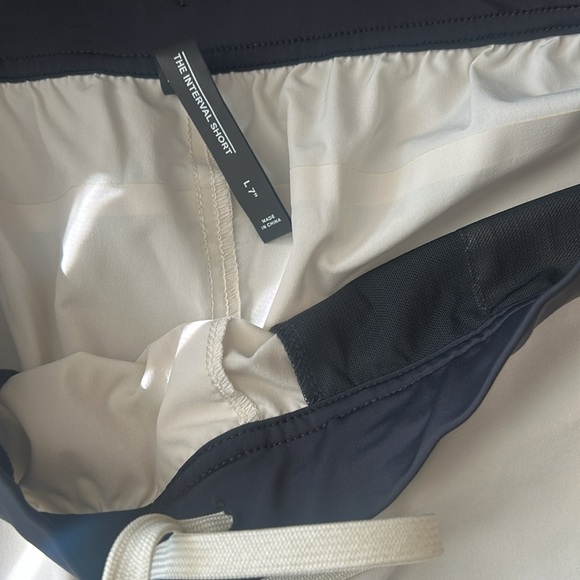 NWOT Ten Thousand Silver Birch Interval Short (No Liner) 7" Size Large - Picture 4 of 4